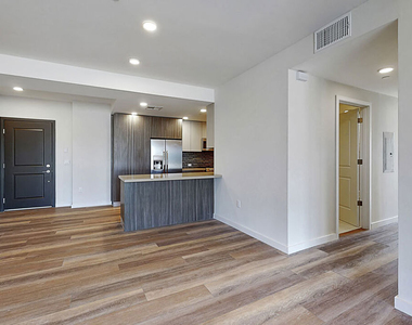 1070 S Bedford Street - Photo Thumbnail 1