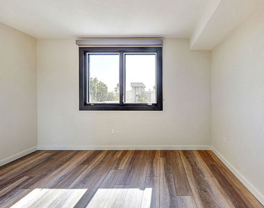 1070 S Bedford Street - Photo Thumbnail 10