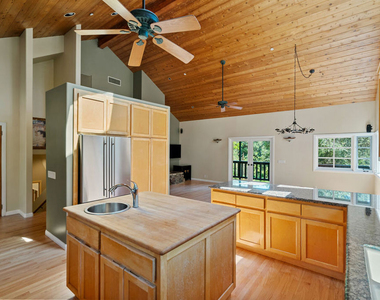 20912 Fontaine Road - Photo Thumbnail 13