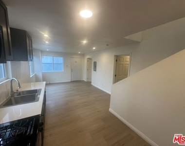 1012 E 73rd Street - Photo Thumbnail 7
