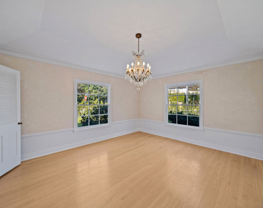 109 Homewood Road - Photo Thumbnail 11
