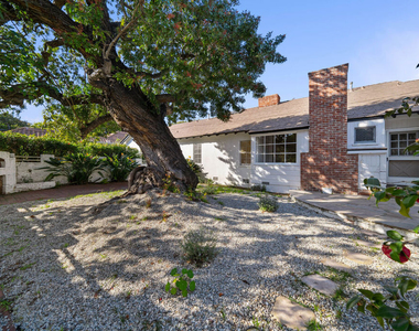 109 Homewood Road - Photo Thumbnail 22