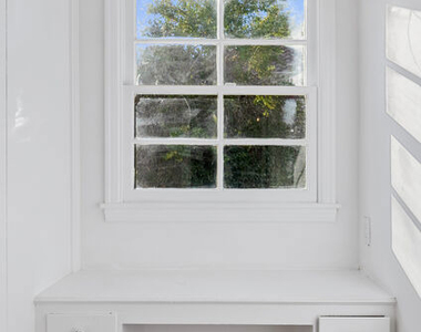 109 Homewood Road - Photo Thumbnail 20