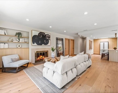 14537 Hesby Street - Photo Thumbnail 11