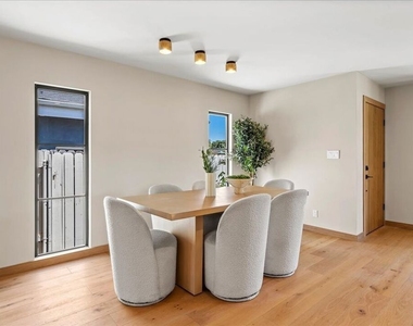 14537 Hesby Street - Photo Thumbnail 10
