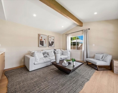 14537 Hesby Street - Photo Thumbnail 32