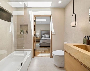 14537 Hesby Street - Photo Thumbnail 18