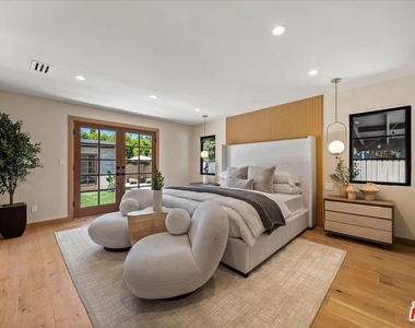 14537 Hesby Street - Photo Thumbnail 2
