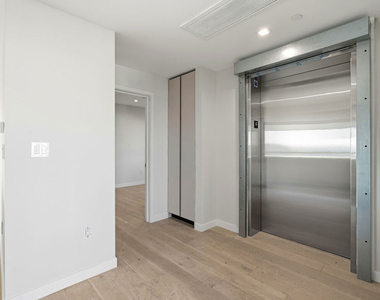 1006 Hancock Avenue - Photo Thumbnail 20