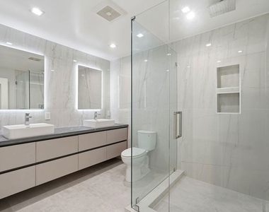 1006 Hancock Avenue - Photo Thumbnail 16