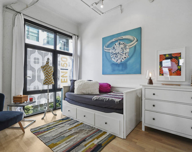 330 W 11th Street - Photo Thumbnail 19