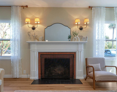 4147 Marcasel Avenue - Photo Thumbnail 14