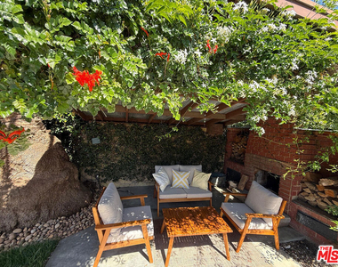 4147 Marcasel Avenue - Photo Thumbnail 6