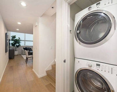 1705 Ocean Avenue - Photo Thumbnail 7