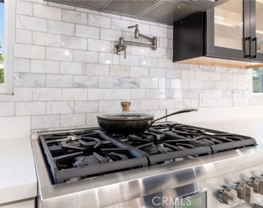 2199 Summitridge Drive - Photo Thumbnail 23