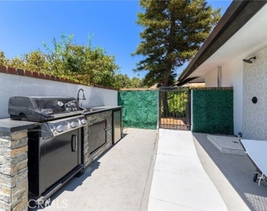 2199 Summitridge Drive - Photo Thumbnail 45