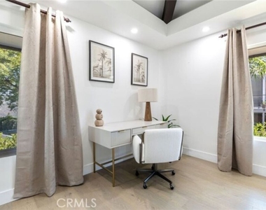 2199 Summitridge Drive - Photo Thumbnail 34