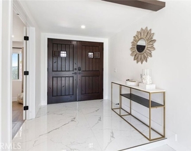 2199 Summitridge Drive - Photo Thumbnail 17