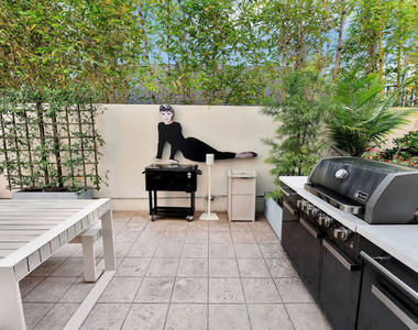 851 N San Vicente Boulevard - Photo Thumbnail 17
