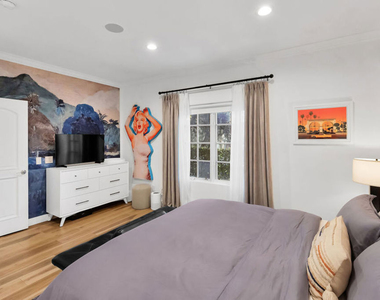 851 N San Vicente Boulevard - Photo Thumbnail 14