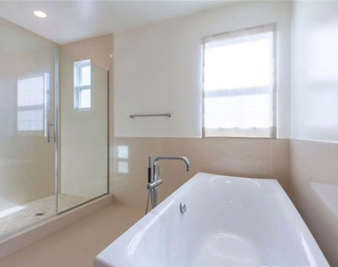 12642 Sandhill Lane - Photo Thumbnail 19