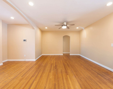 4948 Petit Avenue - Photo Thumbnail 33
