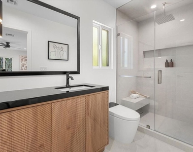 9028 Keith Avenue - Photo Thumbnail 10