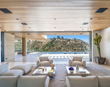 2436 Jupiter Drive - Photo Thumbnail 10