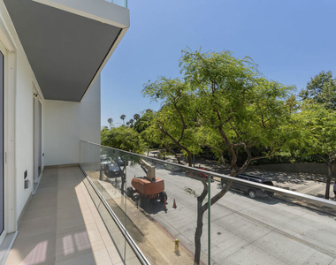 1705 Ocean Ave - Photo Thumbnail 17