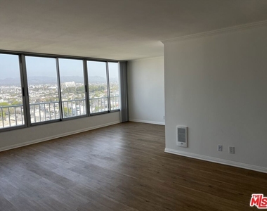 2800 Neilson Way - Photo Thumbnail 3