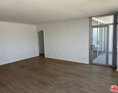 2800 Neilson Way - Photo Thumbnail 8