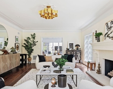 834 S Tremaine Avenue - Photo Thumbnail 7