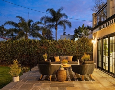 834 S Tremaine Avenue - Photo Thumbnail 55
