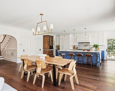 834 S Tremaine Avenue - Photo Thumbnail 16