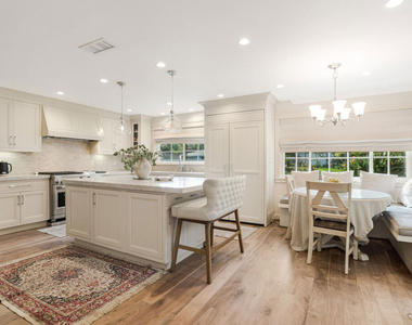 4415 Conchita Way - Photo Thumbnail 9