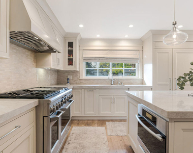 4415 Conchita Way - Photo Thumbnail 8