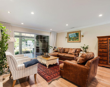 4415 Conchita Way - Photo Thumbnail 3
