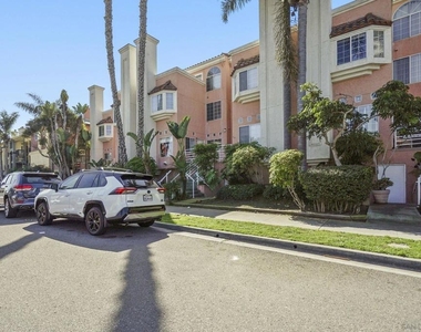 221 Donax Ave - Photo Thumbnail 1