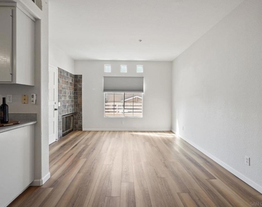 221 Donax Ave - Photo Thumbnail 7