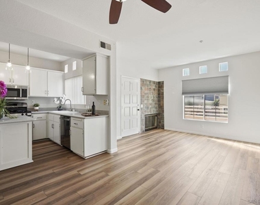 221 Donax Ave - Photo Thumbnail 8