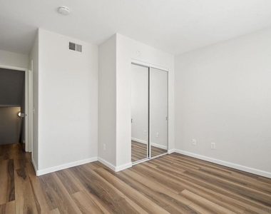 221 Donax Ave - Photo Thumbnail 18