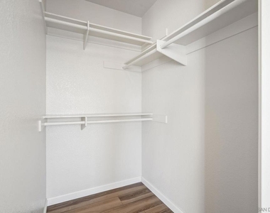 221 Donax Ave - Photo Thumbnail 28