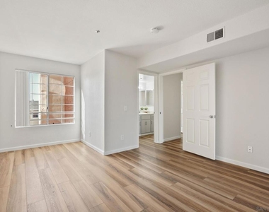 221 Donax Ave - Photo Thumbnail 21