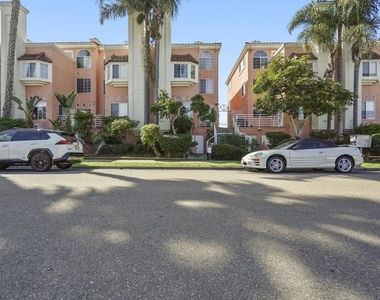 221 Donax Ave - Photo Thumbnail 3