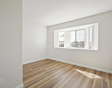 221 Donax Ave - Photo Thumbnail 17