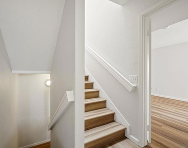 221 Donax Ave - Photo Thumbnail 20