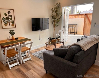 1044 3rd St - Photo Thumbnail 1