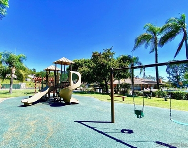 6346 Caminito Andreta - Photo Thumbnail 46