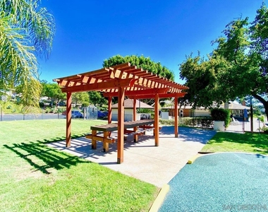 6346 Caminito Andreta - Photo Thumbnail 44
