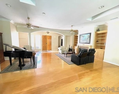 11704 Eastfield Rd - Photo Thumbnail 31
